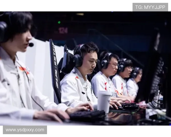 全球英雄联盟职业联赛格局演变与顶级战队崛起的深度观察分析