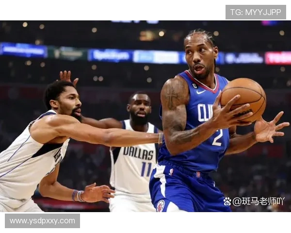 独行侠强势对决快船巅峰对抗全场高能激战谁能笑到最后