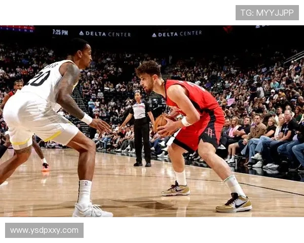 2007年NBA季后赛火箭对爵士第七场激战回顾与精彩瞬间分析